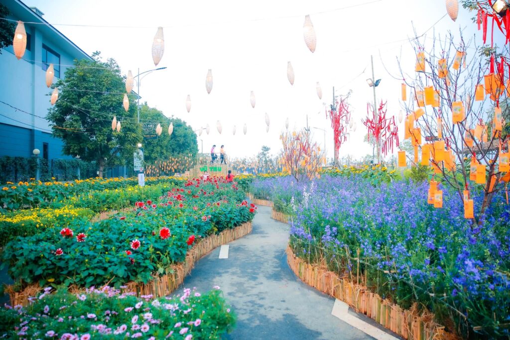 Không gian đường hoa Home Hanoi Xuân 2023 tại Mailand Hanoi City