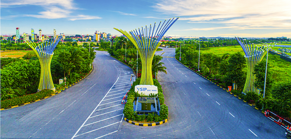 Thi công đường dạo và các tiện ích ngoài trời