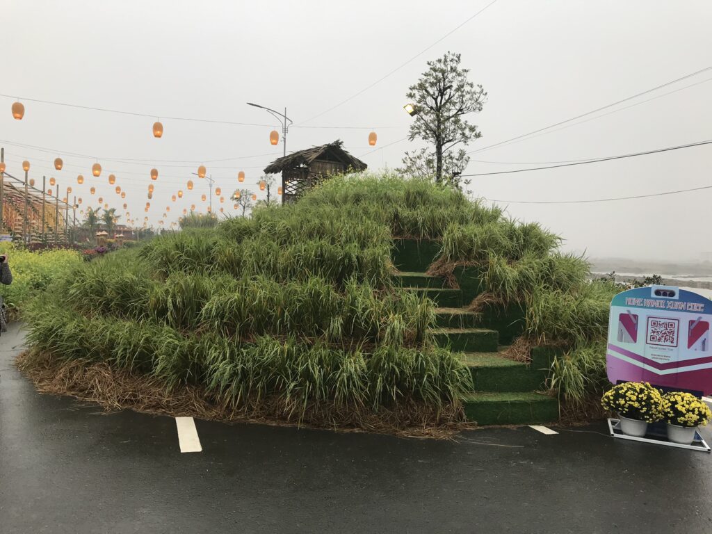 Tiểu cảnh ruộng bậc thang tại đường hoa Home Hanoi Xuân 2022